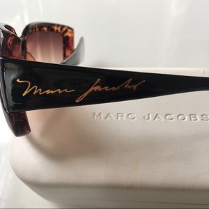 Marc Jacobs Leopard Black Frame Sunglasses